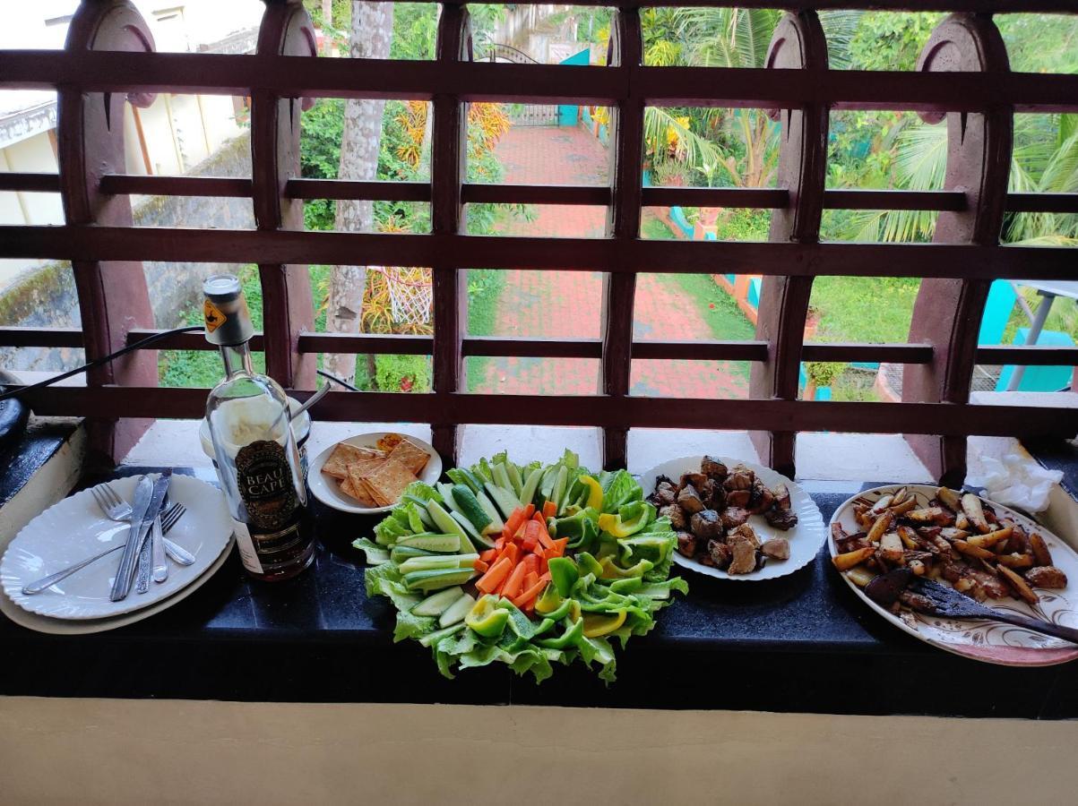 Happy Buddha Homestay วาร์คาลา ภายนอก รูปภาพ