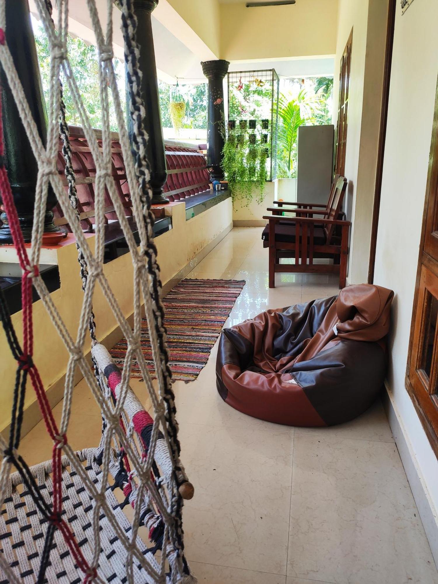 Happy Buddha Homestay วาร์คาลา ภายนอก รูปภาพ