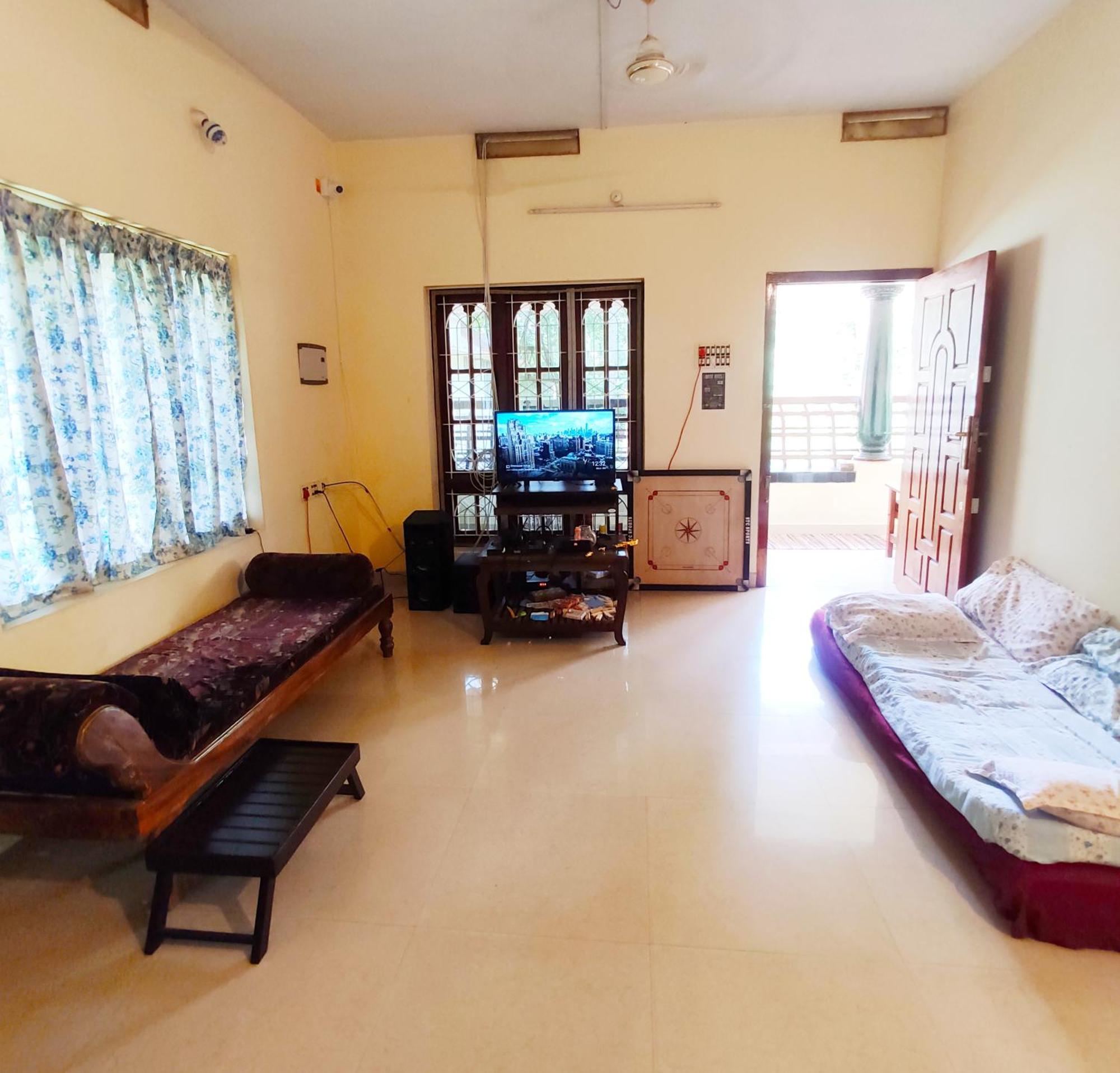 Happy Buddha Homestay วาร์คาลา ภายนอก รูปภาพ