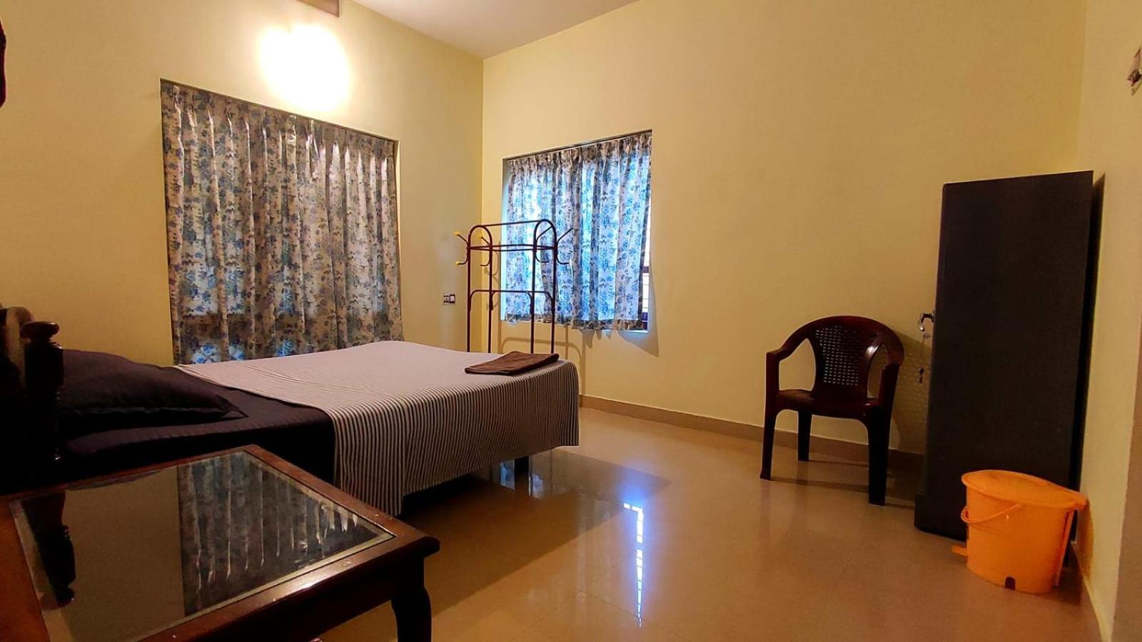 Happy Buddha Homestay วาร์คาลา ภายนอก รูปภาพ