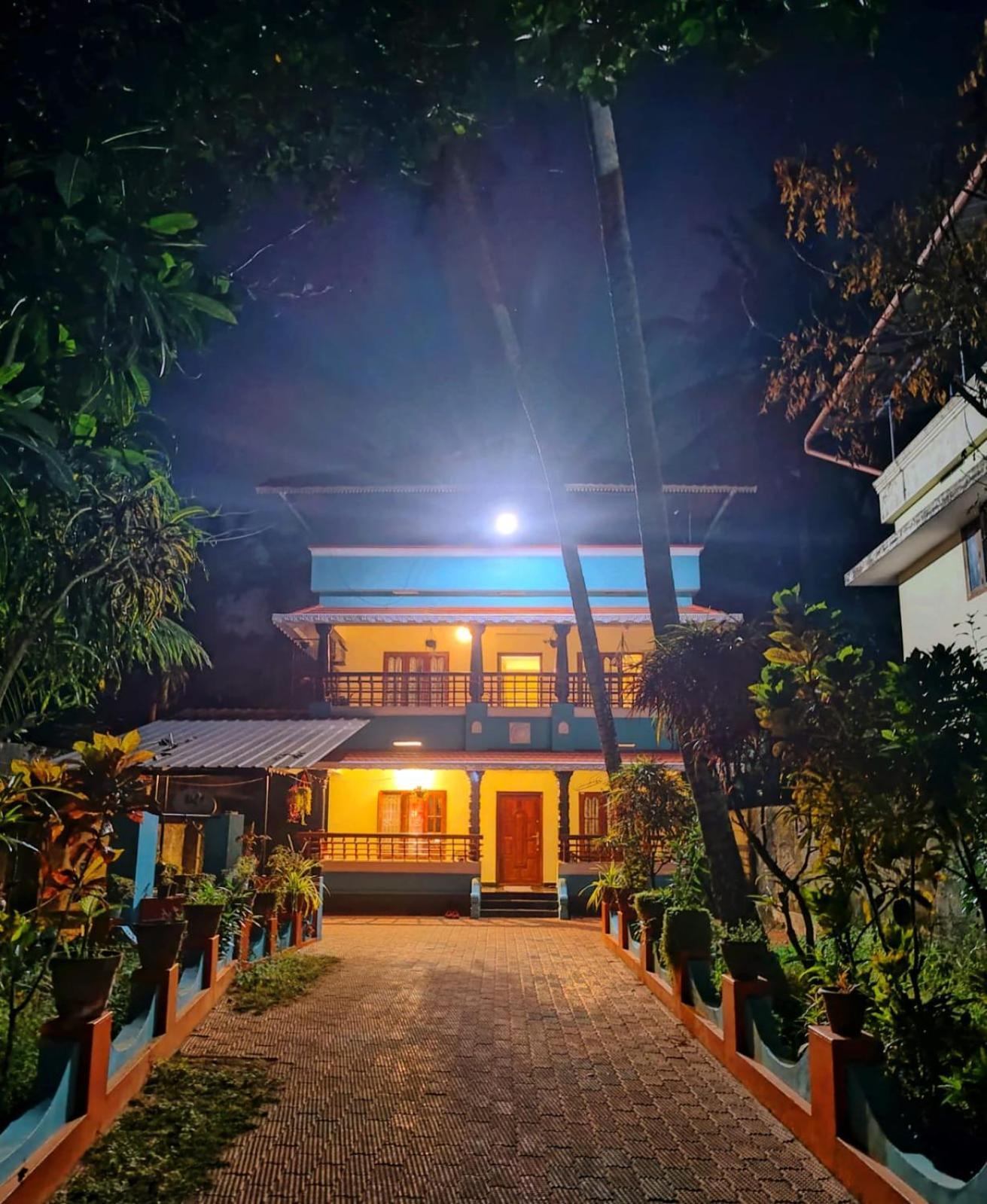 Happy Buddha Homestay วาร์คาลา ภายนอก รูปภาพ